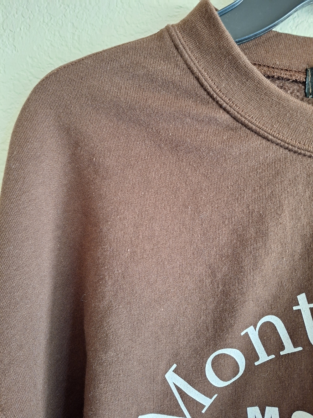 PrettyLittleThing SzM Brown Monte Carlo Cropped Sweatshirt - Picture 4 of 7